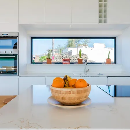 Salty By Aura Collection Roque