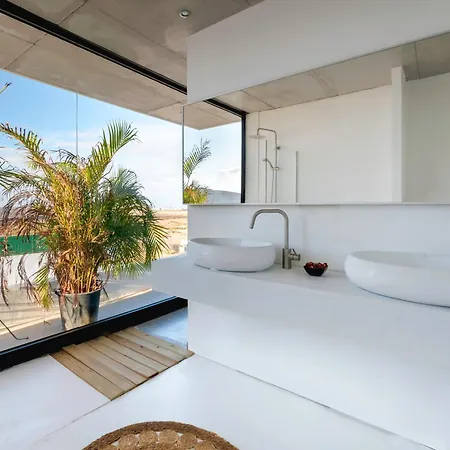 Salty By Aura Collection * Roque